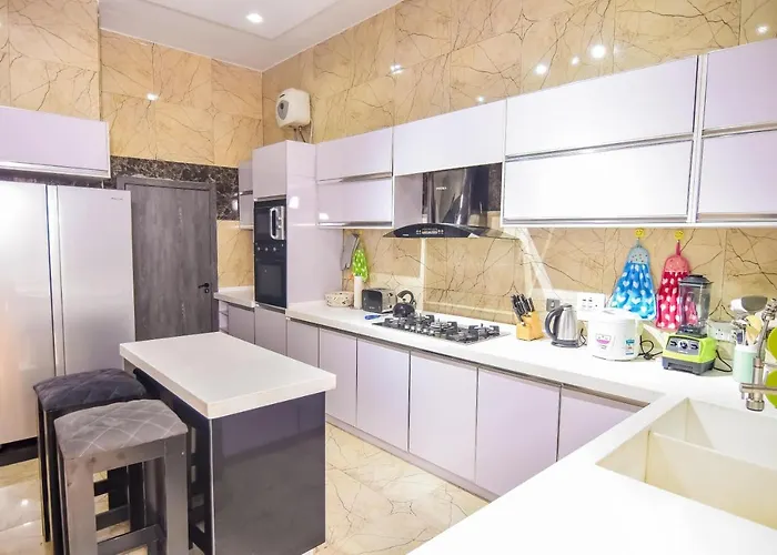 Executive 4 Bedroom House